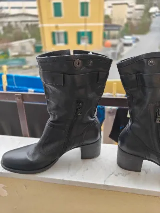 Scarponcini Nero Giardini donna Tg 40