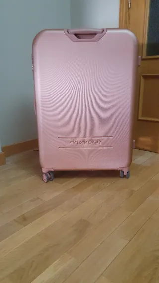 Maleta grande rígida con ruedas
