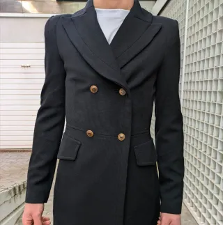Abrigo sofisticado mujer negro