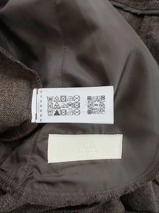 Pantalón pinzas Zara