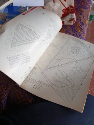 Revista labors hogar especial ganchillo. 131 pg.