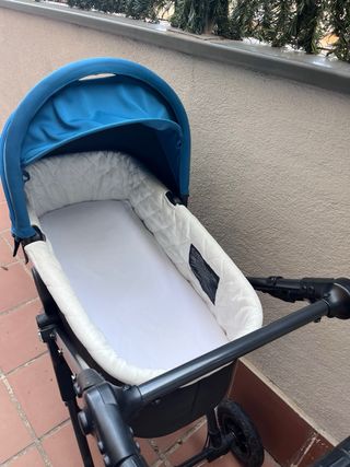 Carrito City Mini GT con Capazo y plásticos lluvia