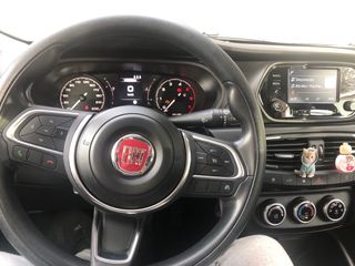 FIAT Tipo Sedan 2025