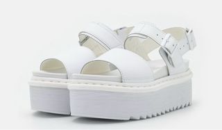 Sandalias Dr. Martens Blancas