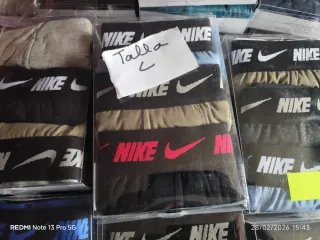 Talla L. Boxer  1 paquete 12 eur 5 paquetes 30 eu