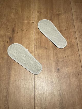 Nuove pantofole da uomo