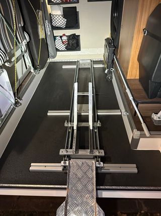 Porta motos para garaje de autocaravana