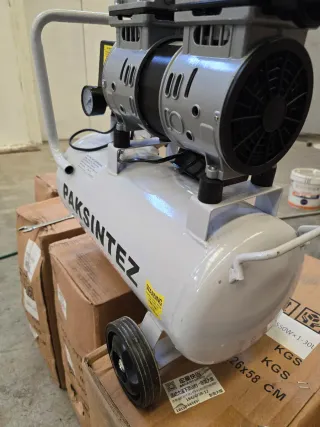 Compresor de aire comprimido,  silencioso.