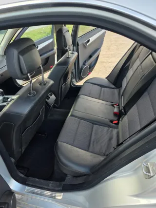 Mercedes-Benz Clase C 2010