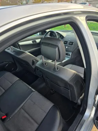 Mercedes-Benz Clase C 2010