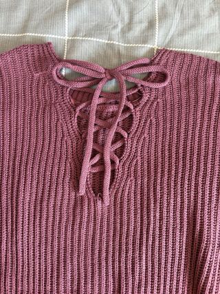 Jersey morado con espalda cruzada