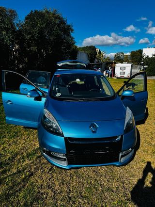 Renault Scenic 2012
