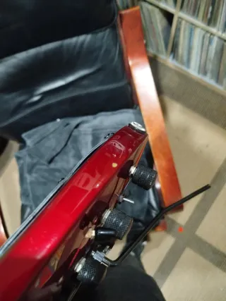 Guitarra Eléctrica Kramer 620