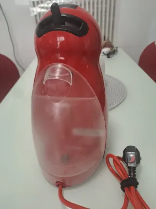 Cafetera Dolce Gusto Roja Krups