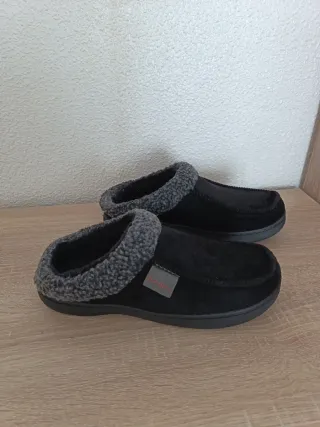 Zapatillas Zofory unisex negras y grises