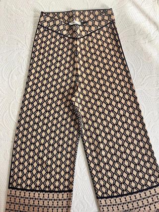 Pantalón Zara Knit jacquard geométrico...