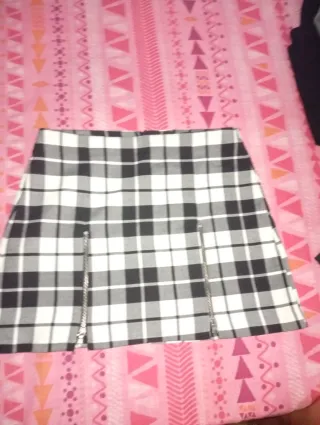 Falda de cuadros con cremalleras
