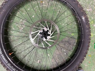 Forcella Rock Shox Boxxer Select 200mm con ruota 29"