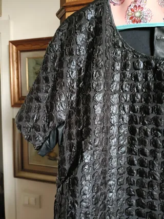 Abito ecopelle nero