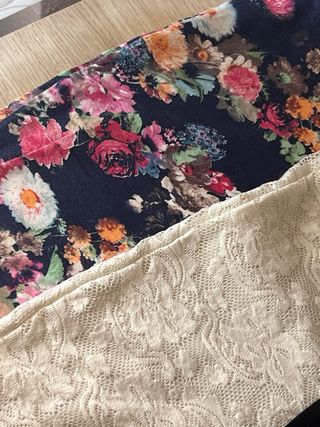 Faldas Bershka y Stradivarius Talla M