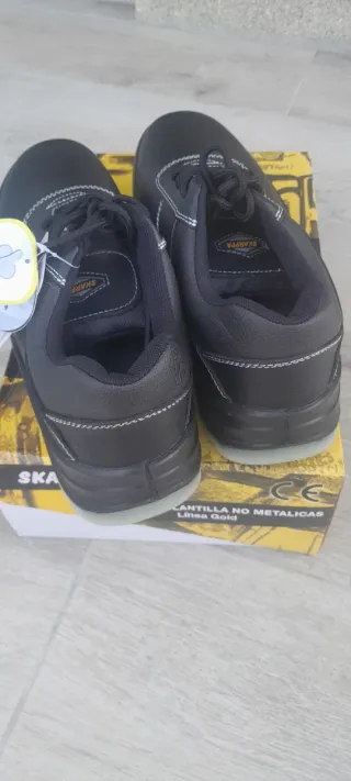Zapatos de trabajo  de seguridad SKARPPA Talla 46