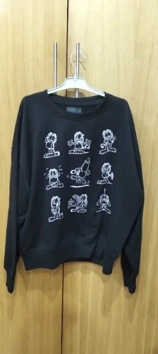 Sudadera Negra Garfield