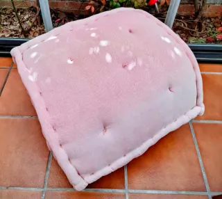 Sofá de Palets con Cojines y puff