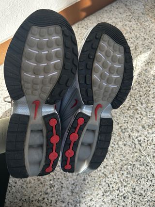 Nike Air DN x Supreme Gris/Blanco