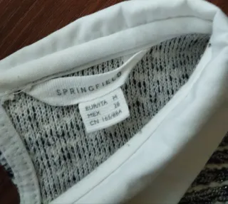 Jersey Springfield cuello blanco