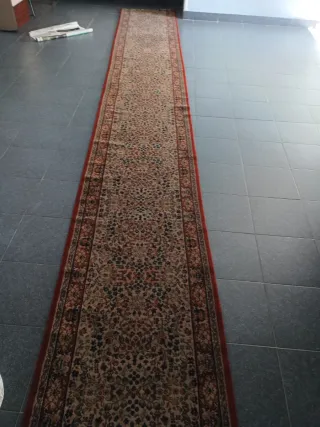 Alfombra Pasillo/Escalera Beige y Rojo