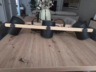 Lámpara de techo colgante madera y metal