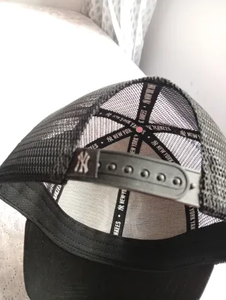 Gorra New York Yankees Negra Trucker