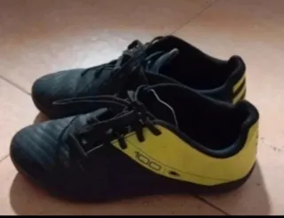Botas de fútbol 35