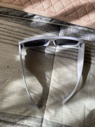 Gafas de sol blancas