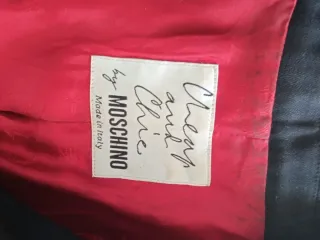 Chaqueta Vintage Negra Botones Dorados