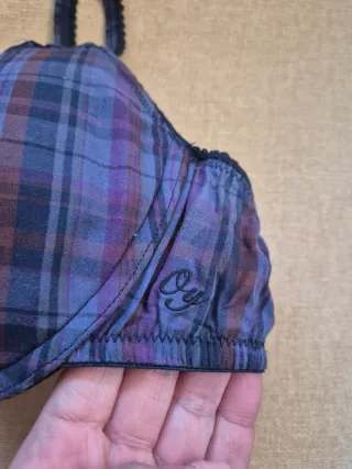 Sujetador cuadros 100B morado