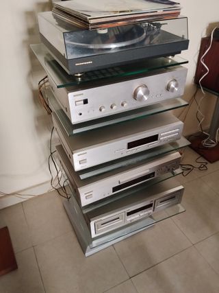 Equipo de sonido Onkyo Plata