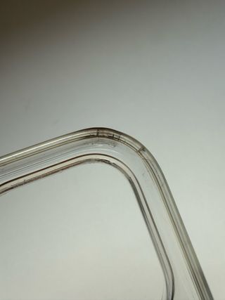 Funda iPhone 16 Pro Transparente MagSafe