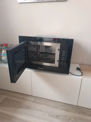 Microondas Candy Negro