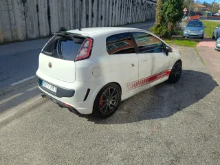 Abarth Punto Evo 2012
