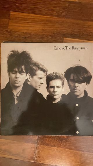 Lote Vinilos Beatles-The Cure, Mikel Laboa...