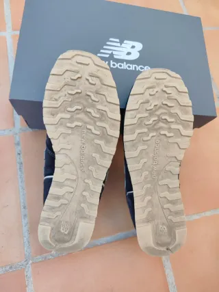 Zapatillas New Balance Gris y Blanco