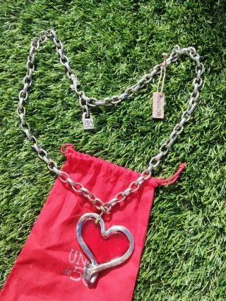 Collar Corazón Rojo y Plata Uno de 50