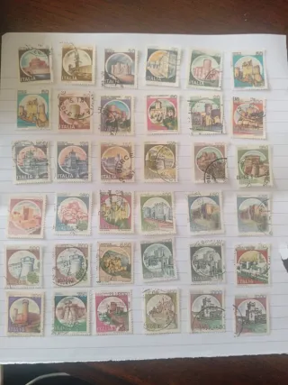 47 Francobolli Castelli Italiani