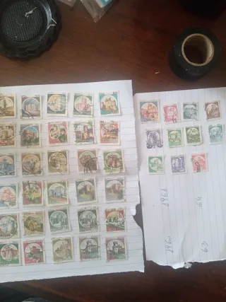 47 Francobolli Castelli Italiani