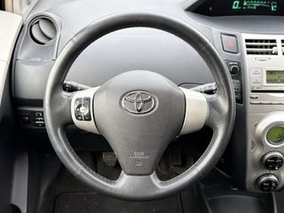 Toyota Yaris 2006