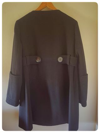 Abrigo Hoss Intropia Negro Mujer