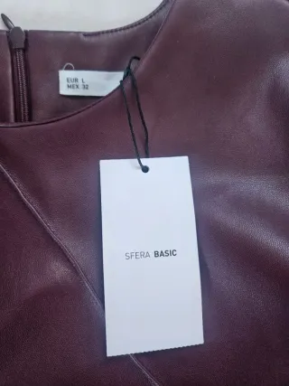 Vestido polipiel burdeos