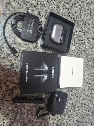 Samsung Galaxy Buds 3 Pro - Poco Uso
