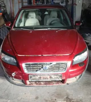 Despiece Volvo C30 dumsum 2.0 diesel.